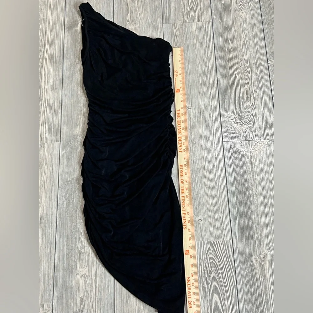 Fiestar One Shoulder Ruched Black Dress Size Medium - Picture 4 of 9